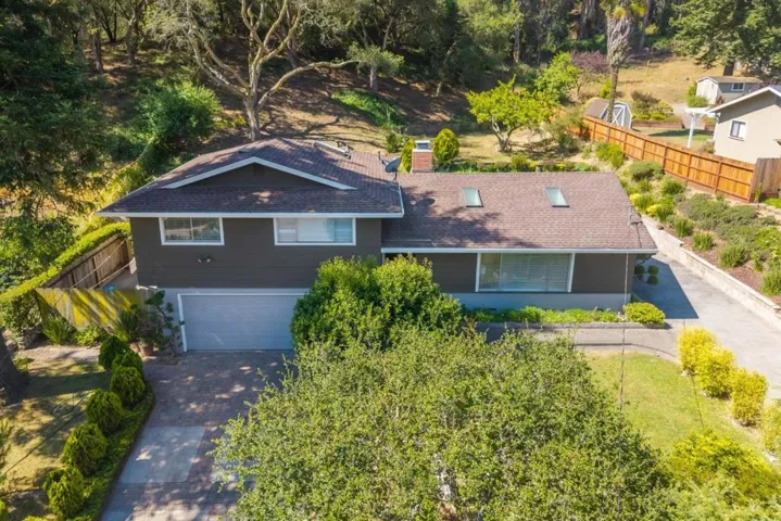 6970 Lakeview Drive, Salinas, California 93907