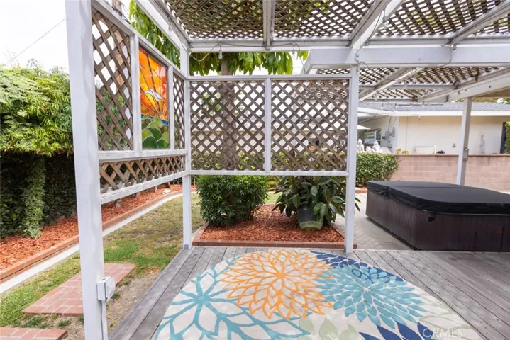 2455 Nipomo, Long Beach, California 90815