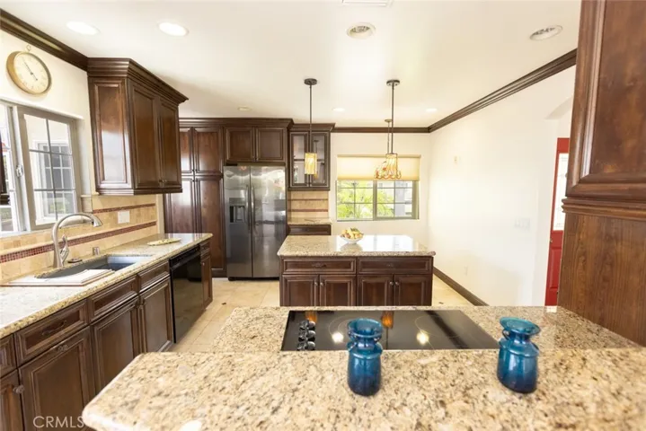 2455 Nipomo, Long Beach, California 90815