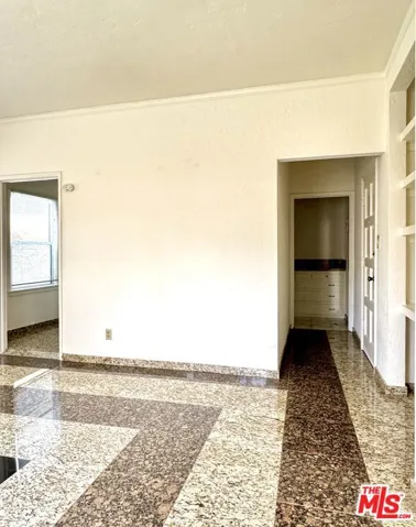 121 N Swall Drive 4, Beverly Hills, California 90211