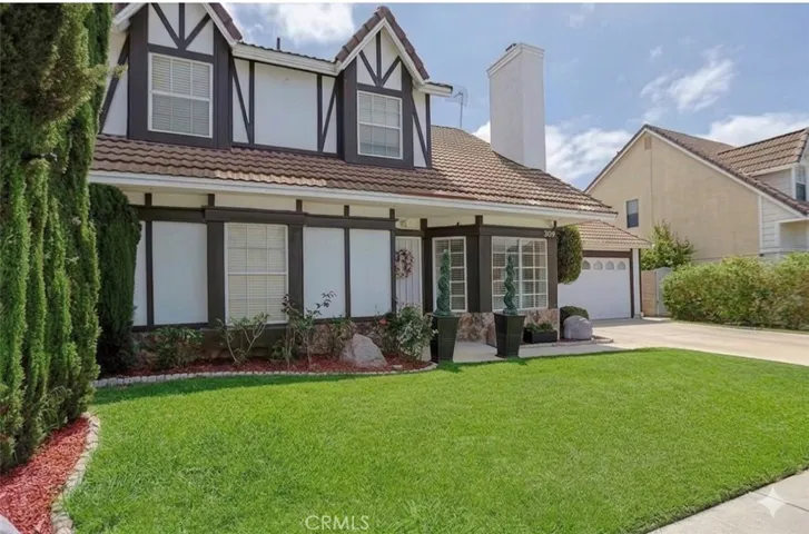309 Burlington, Santa Ana, California 92704
