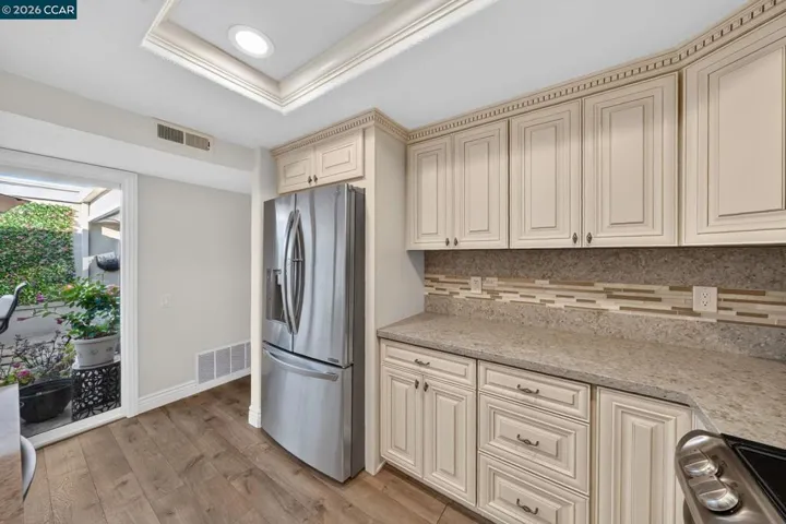 2100 Golden Rain Rd 3, Walnut Creek, California 94595