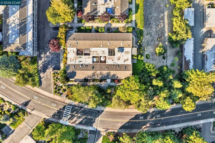 2100 Golden Rain Rd 3, Walnut Creek, California 94595