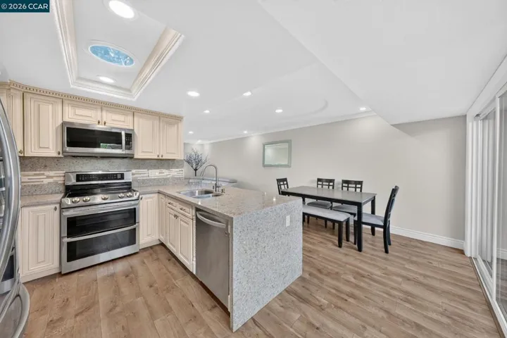 2100 Golden Rain Rd 3, Walnut Creek, California 94595