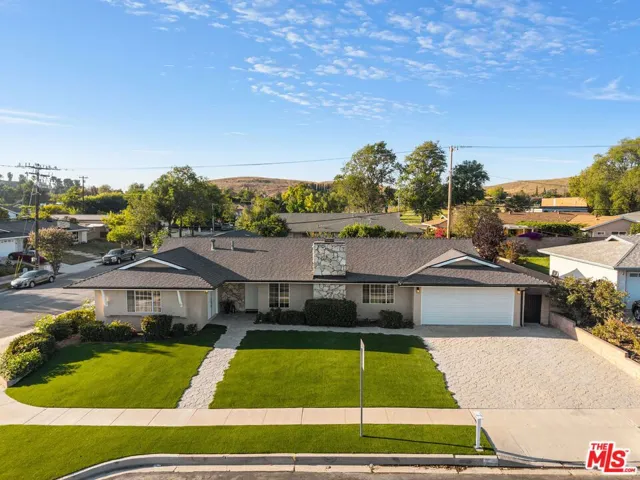 91 W Gainsborough Road, Thousand Oaks, California 91360