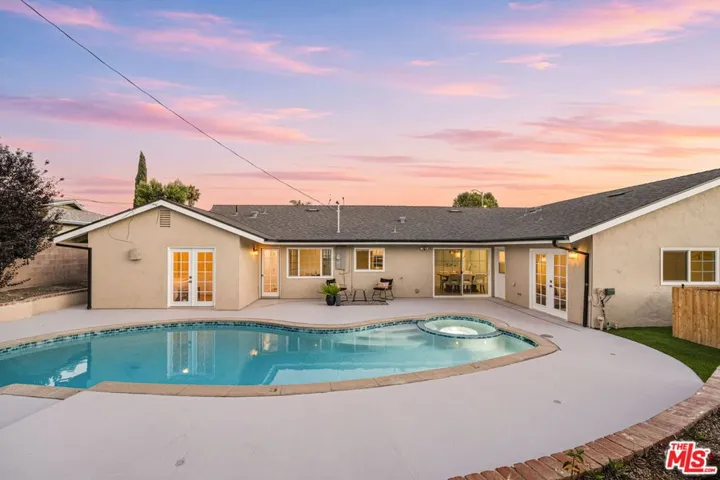 91 W Gainsborough Road, Thousand Oaks, California 91360