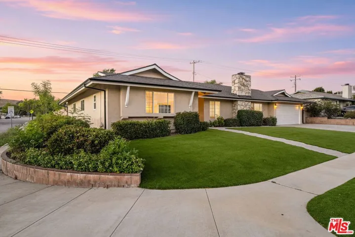 91 W Gainsborough Road, Thousand Oaks, California 91360
