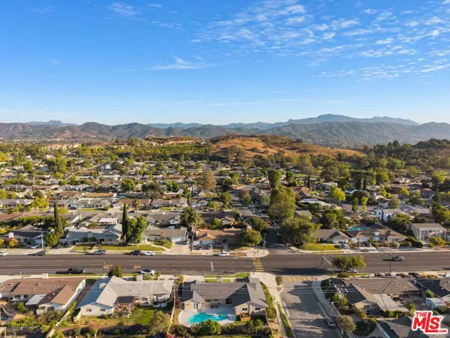 91 W Gainsborough Road, Thousand Oaks, California 91360