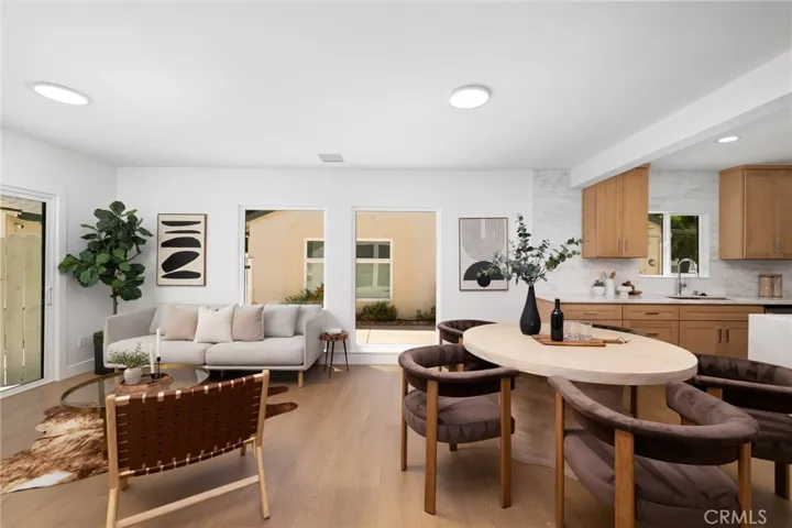 15550 Otsego Street, Encino, California 91436