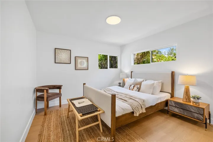 15550 Otsego Street, Encino, California 91436