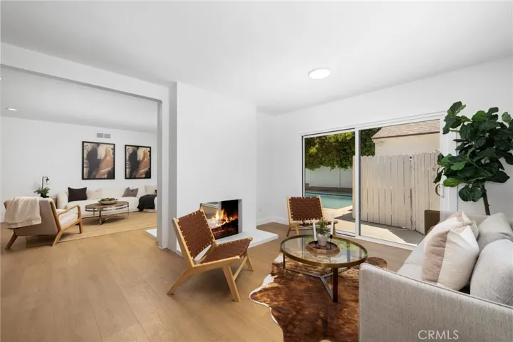 15550 Otsego Street, Encino, California 91436
