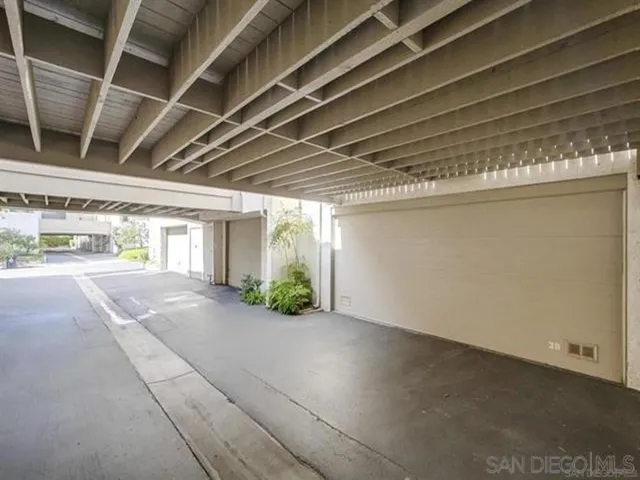 8462 Via Sonoma 39, La Jolla, California 92037