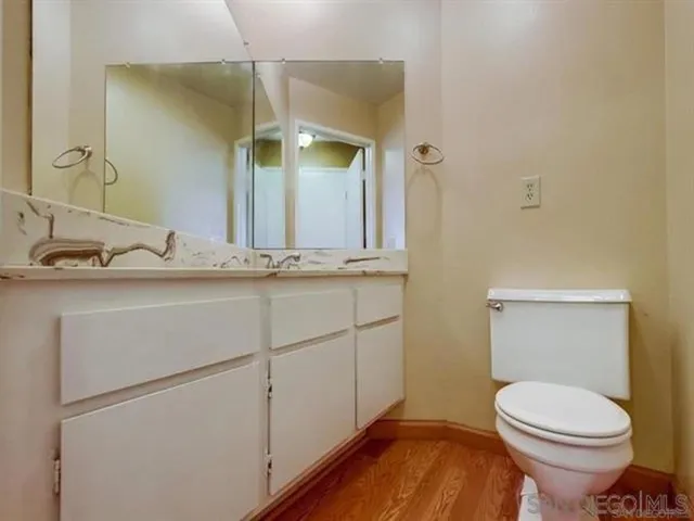8462 Via Sonoma 39, La Jolla, California 92037