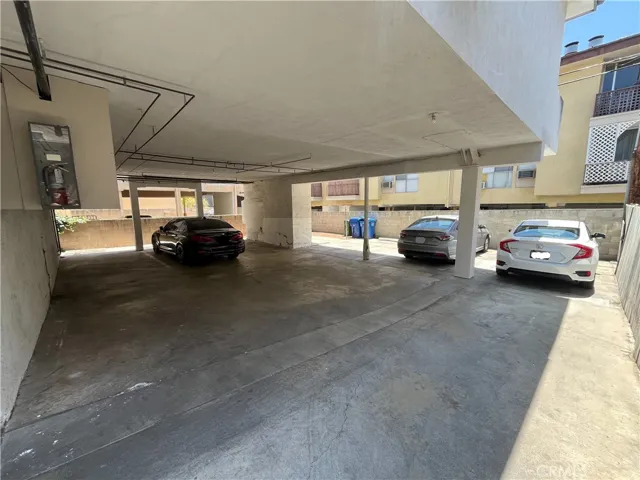 1933 Pelham Avenue 3, Los Angeles, California 90025