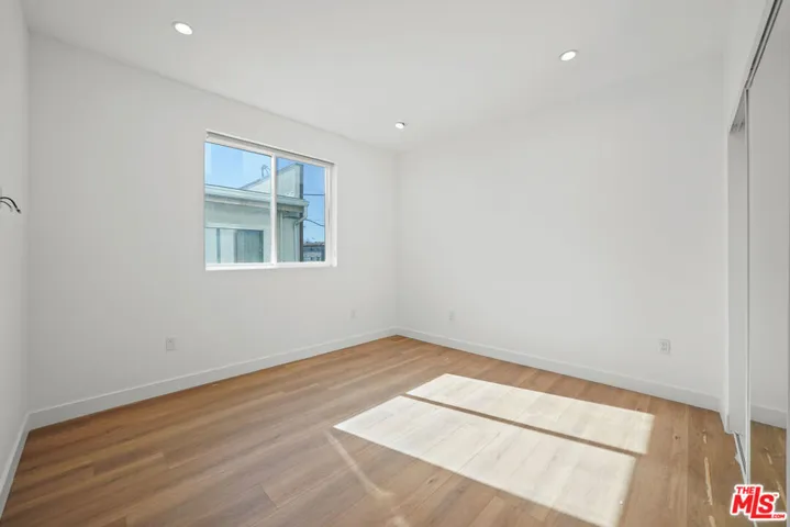 13694 Erwin Street 2, Van Nuys, California 91401