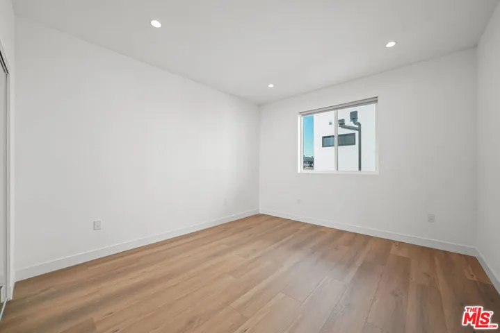 13694 Erwin Street 2, Van Nuys, California 91401