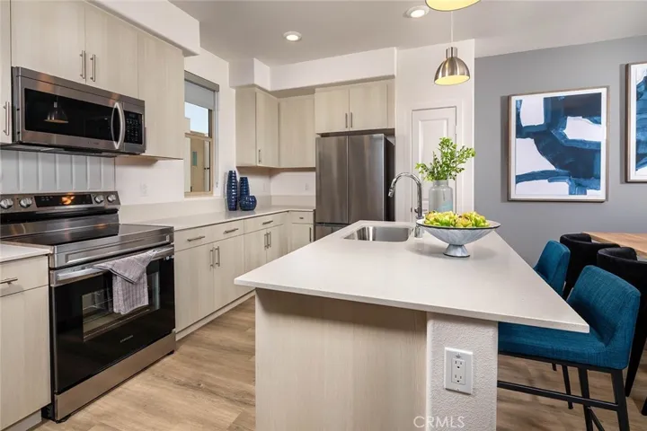1517 W Vista Way, San Pedro, California 90732
