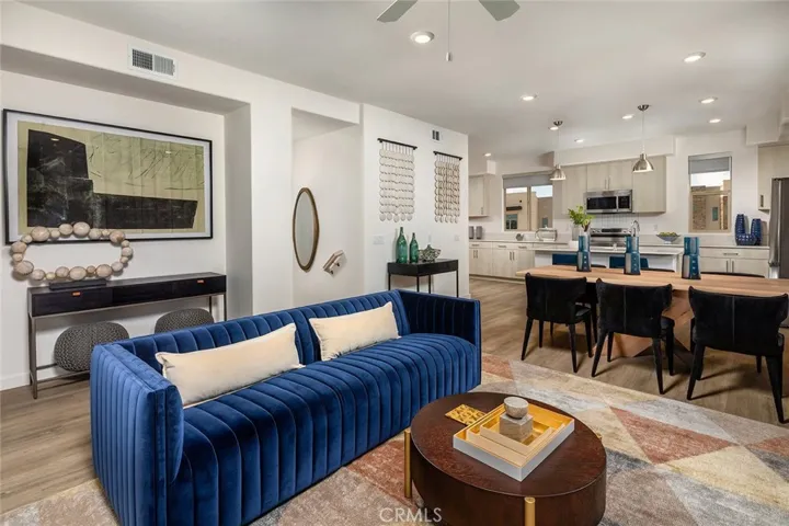 1517 W Vista Way, San Pedro, California 90732
