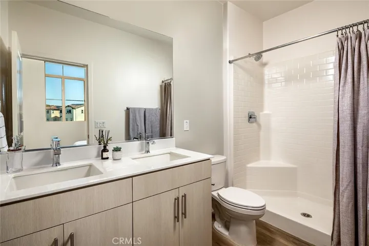 1517 W Vista Way, San Pedro, California 90732