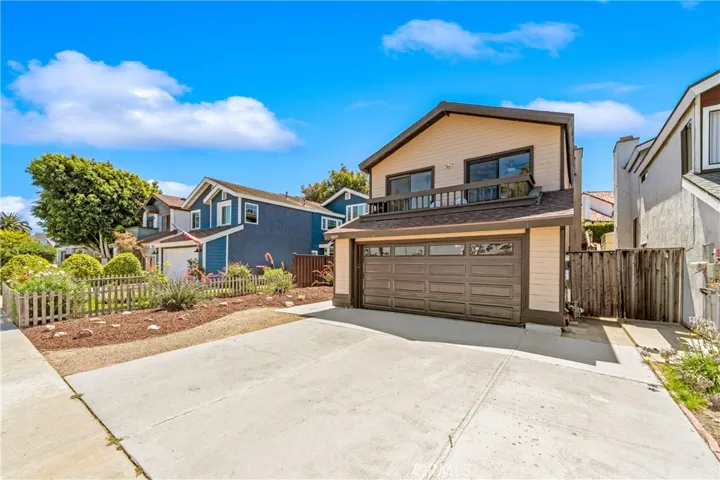 1407 Lakeside, Huntington Beach, California 92648