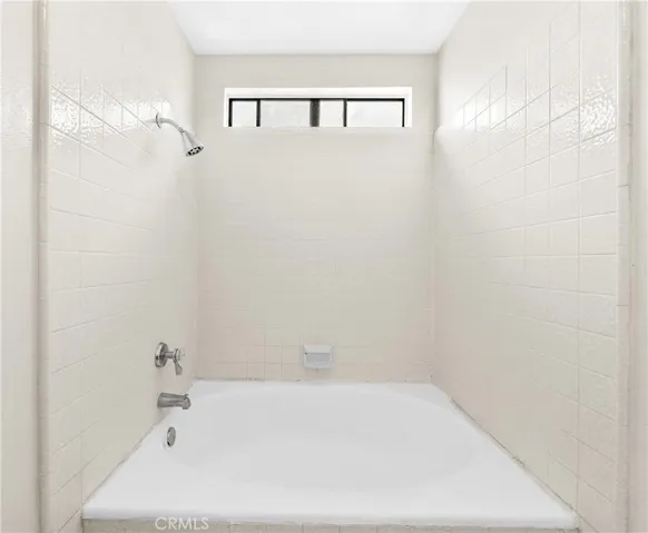 1407 Lakeside, Huntington Beach, California 92648