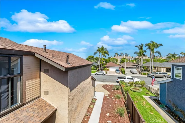 1407 Lakeside, Huntington Beach, California 92648