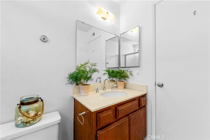 1407 Lakeside, Huntington Beach, California 92648