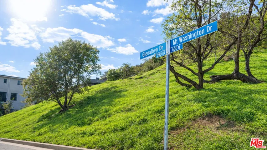 4011 N Glenalbyn Drive, Los Angeles, California 90065