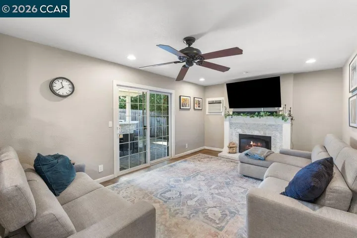 6844 Lancaster Rd, Dublin, California 94568
