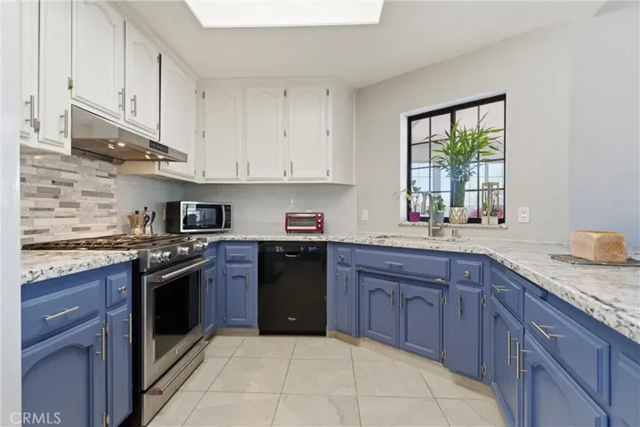 20317 Weston Avenue, Tehachapi, California 93561