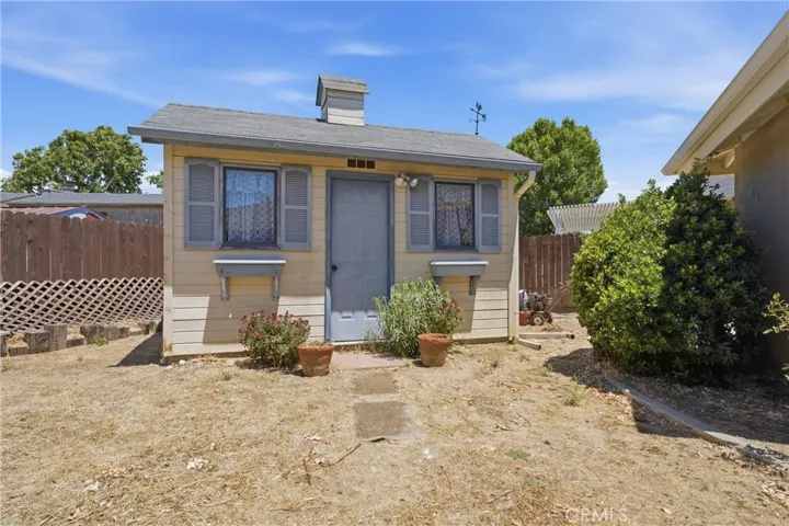 20317 Weston Avenue, Tehachapi, California 93561