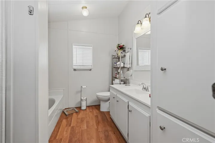 1251 E Lugonia 88, Redlands, California 92374