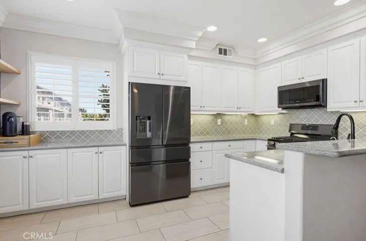 392 W Linden Drive, Orange, California 92865