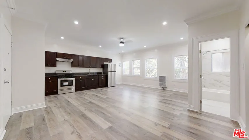507 Loma 205, Los Angeles, California 90017