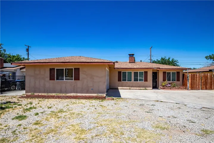 44841 5th E, Lancaster, California 93535