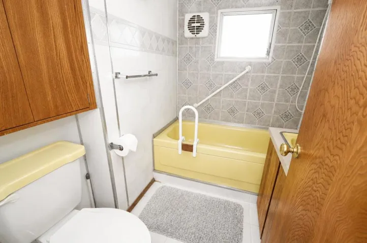 Bath 1