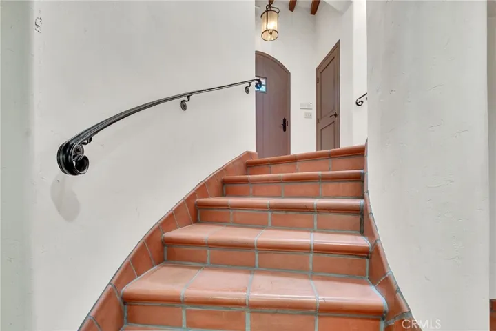 1345 Indiana, South Pasadena, California 91030