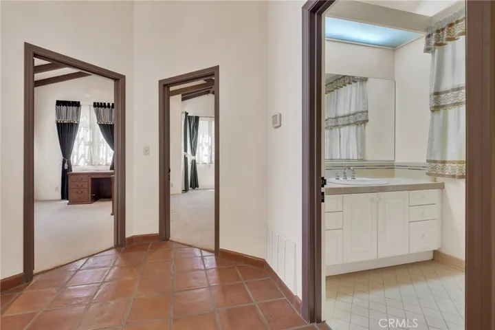 1345 Indiana, South Pasadena, California 91030