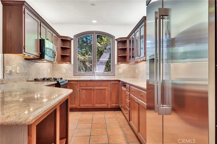 1345 Indiana, South Pasadena, California 91030