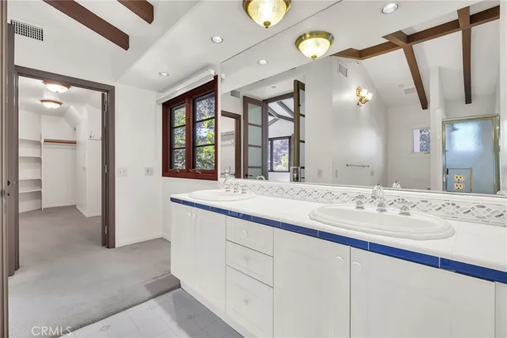 1345 Indiana, South Pasadena, California 91030