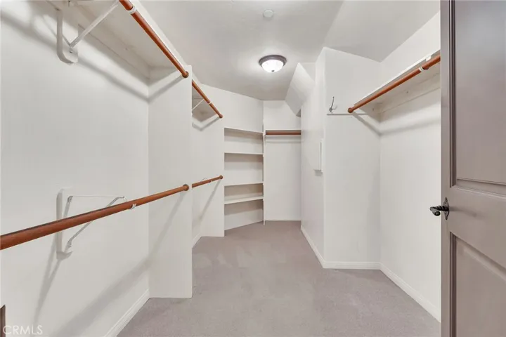 Primary-Walk in Closet
