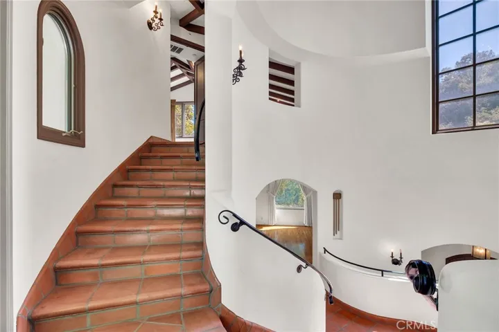 1345 Indiana, South Pasadena, California 91030