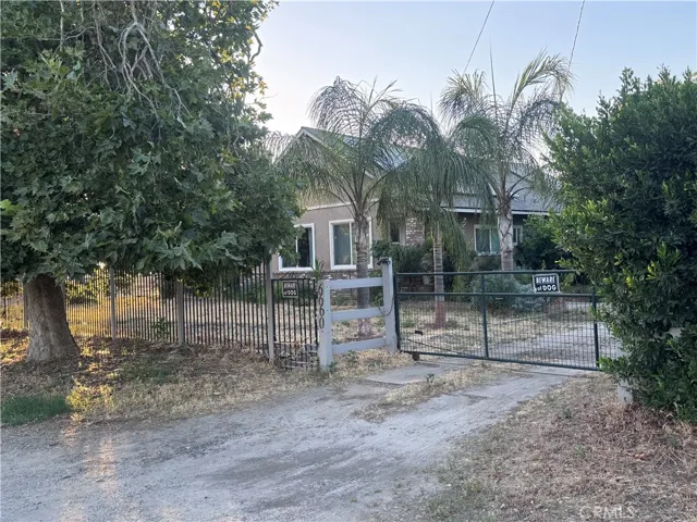 6660 Olive Avenue, Winton, California 95388
