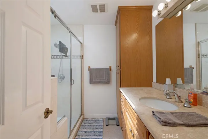 17209 Falda, Torrance, California 90504