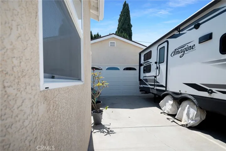 17209 Falda, Torrance, California 90504