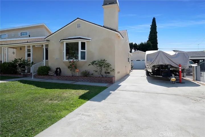 17209 Falda, Torrance, California 90504