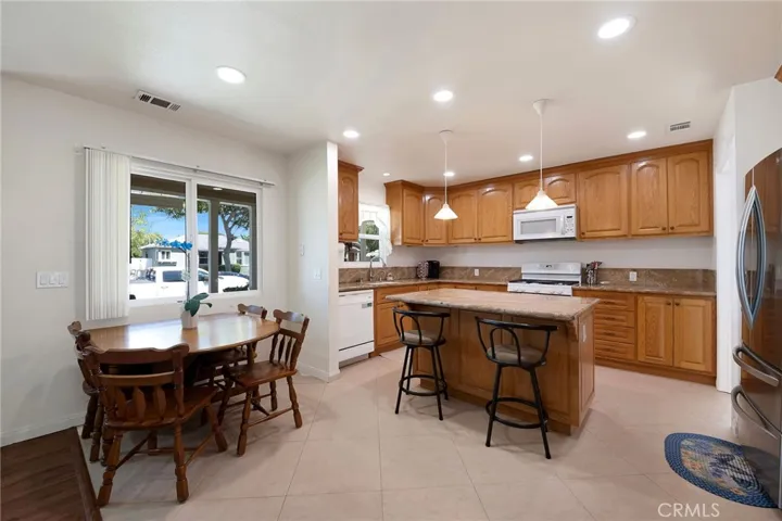 17209 Falda, Torrance, California 90504