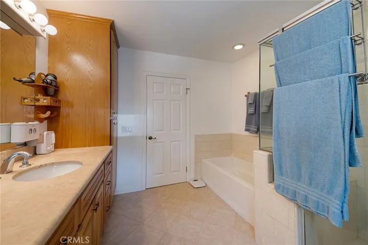 17209 Falda, Torrance, California 90504