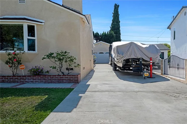 17209 Falda, Torrance, California 90504