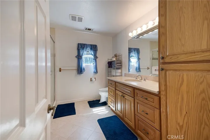 17209 Falda, Torrance, California 90504
